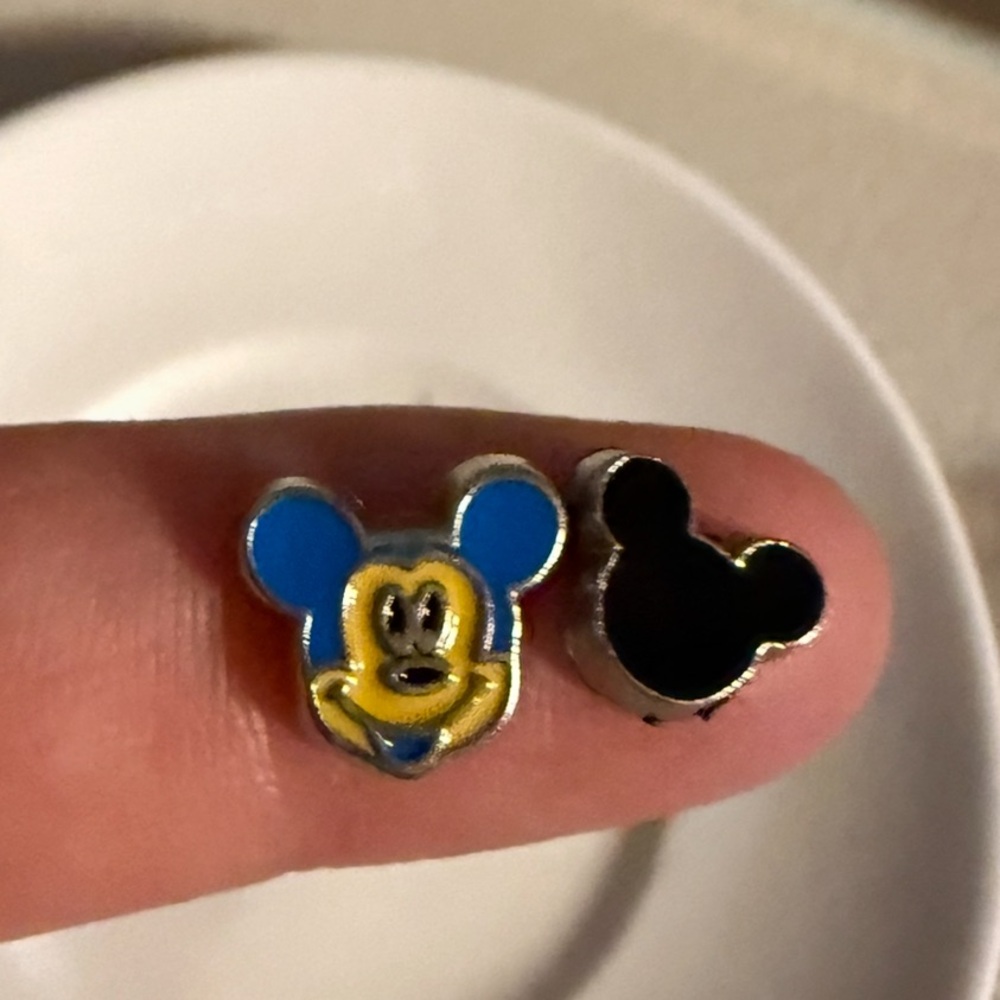 $2 CHARACTER FLOATING CHARM~NEW~$2 WITH ANY $10 ORDER OR MORE - Picture 4 of 16
